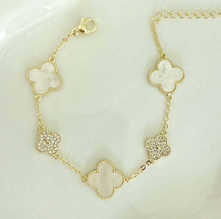 Melis Big Clover Bracelet